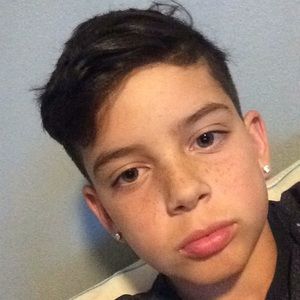 Meet your Posher, Nicholas